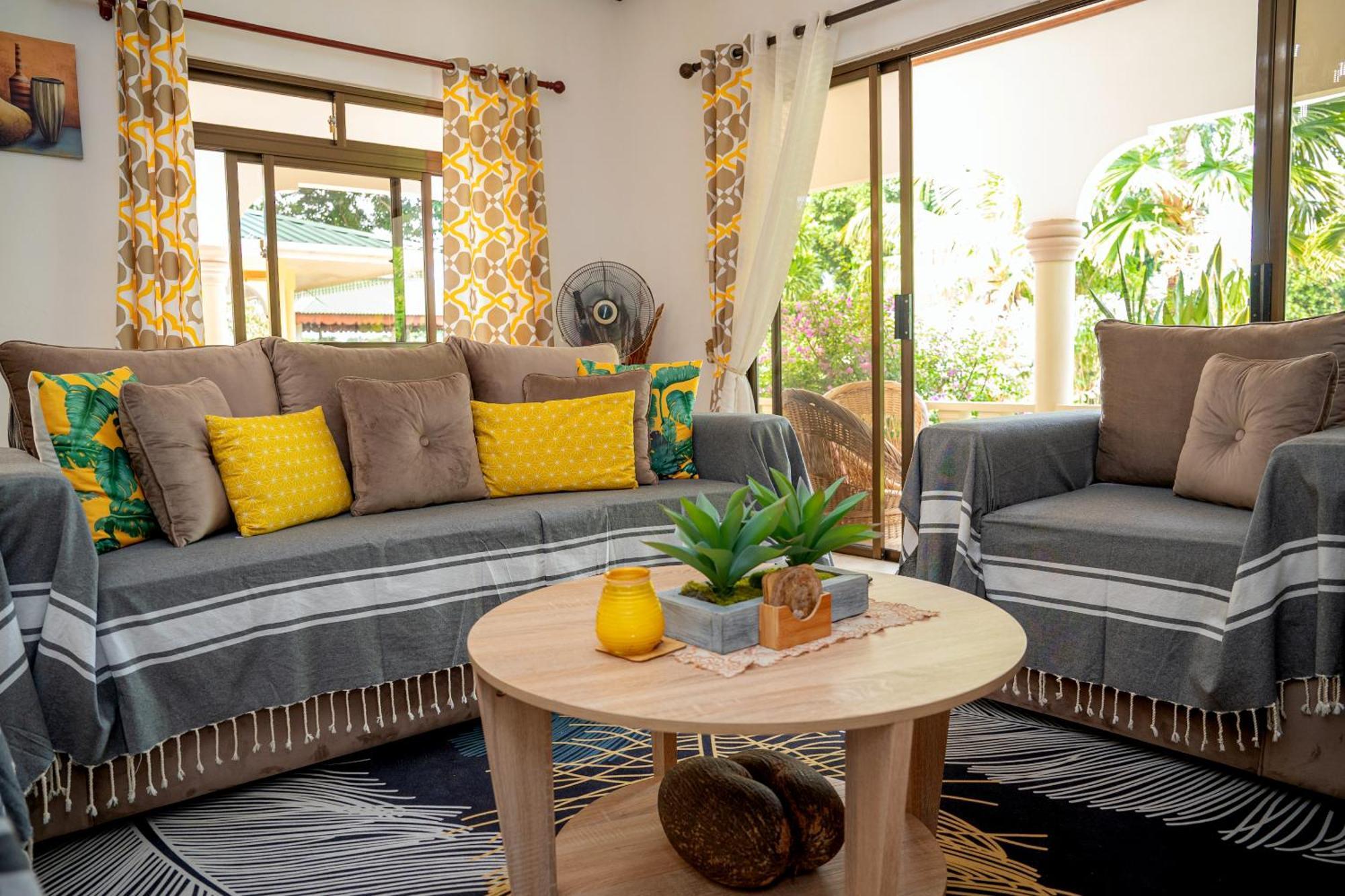 Maison Zelda Self Catering Baie Sainte Anne